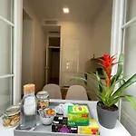 Com Varanda Centro De * Lisboa